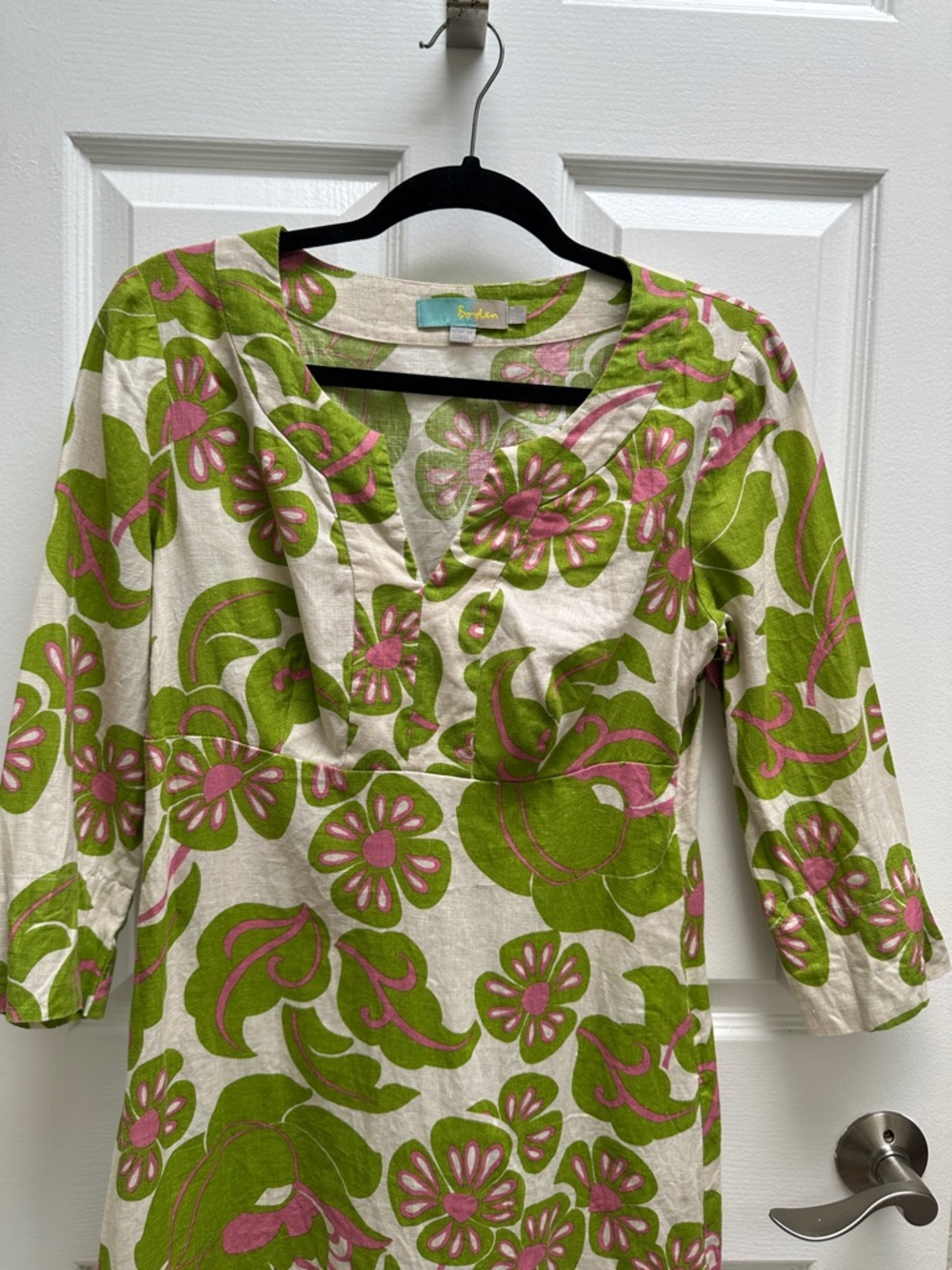 Boden Floral Linen Tunic Dress in Green & Pink - Picture 3 of 4
